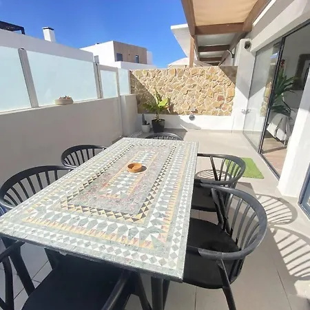 Casa Oasis Con Piscina Дом отдыха